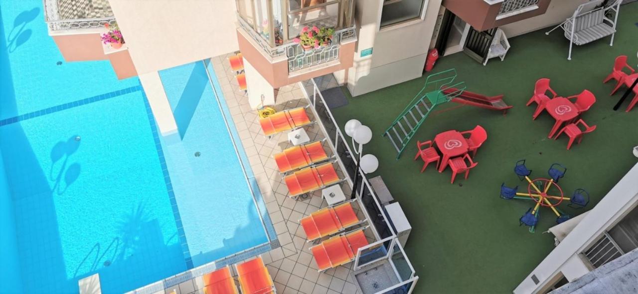 Hotel Cosmos Rimini Exterior foto
