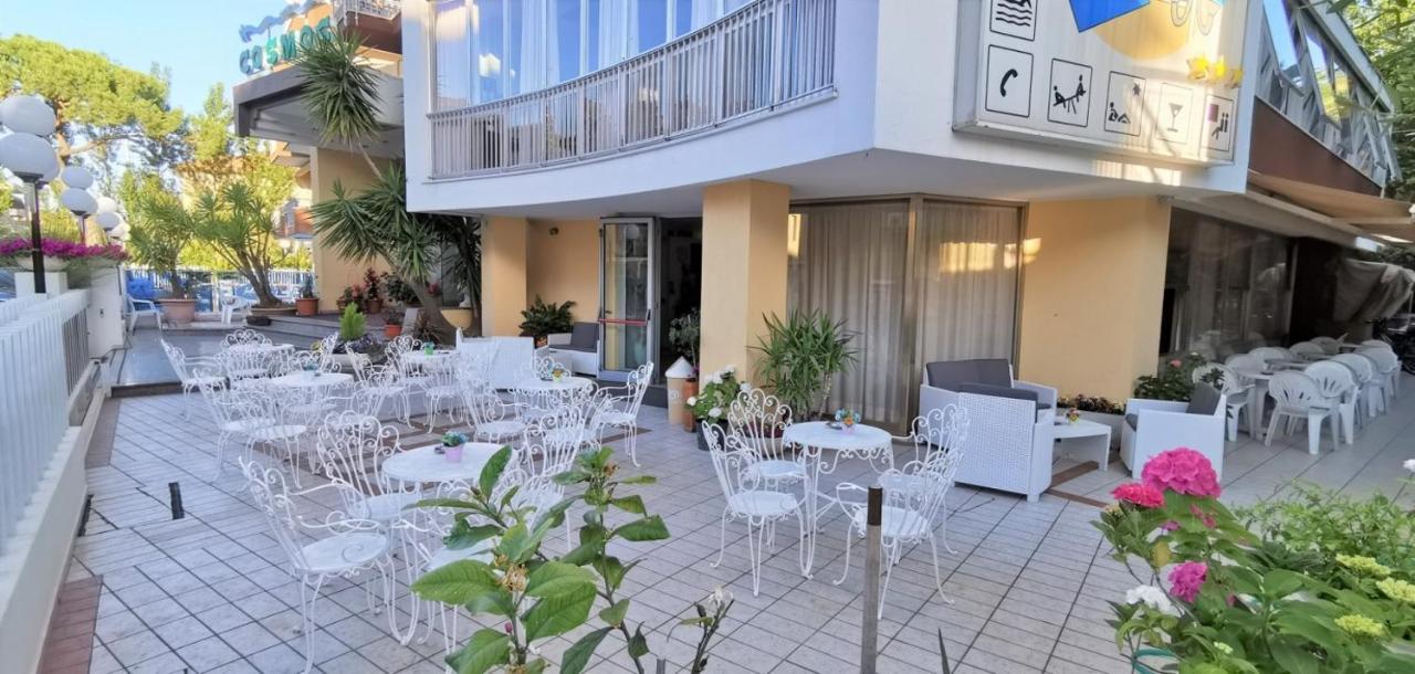 Hotel Cosmos Rimini Exterior foto